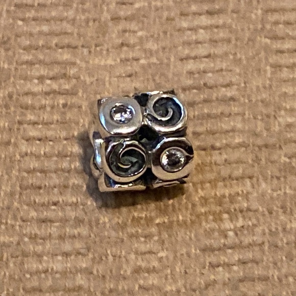 Pandora Swirlies Cz Charm - Picture 2 of 13
